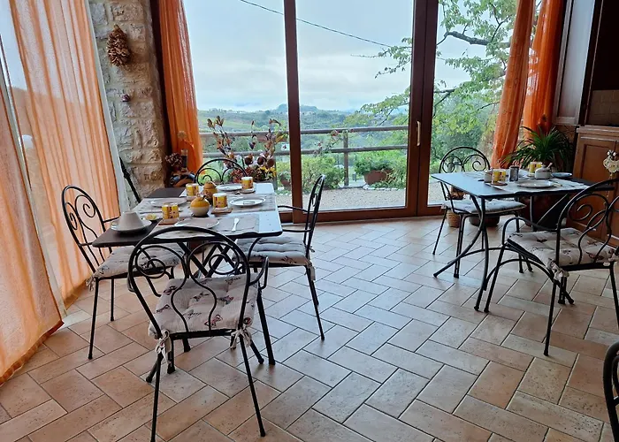 Le Terrazze 3* بيرودجا