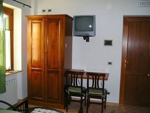 Le Terrazze بيرودجا